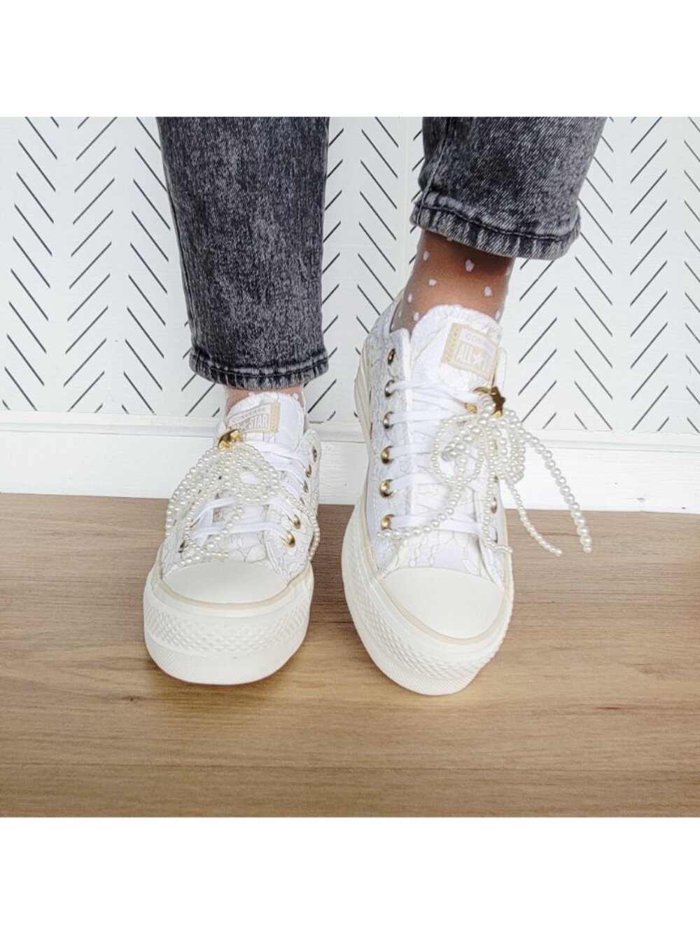 Converse Chuck Taylor Platform Pearls Lace 8.5 Women Shoes Party Sneaker A15197C - Picture 4 of 16